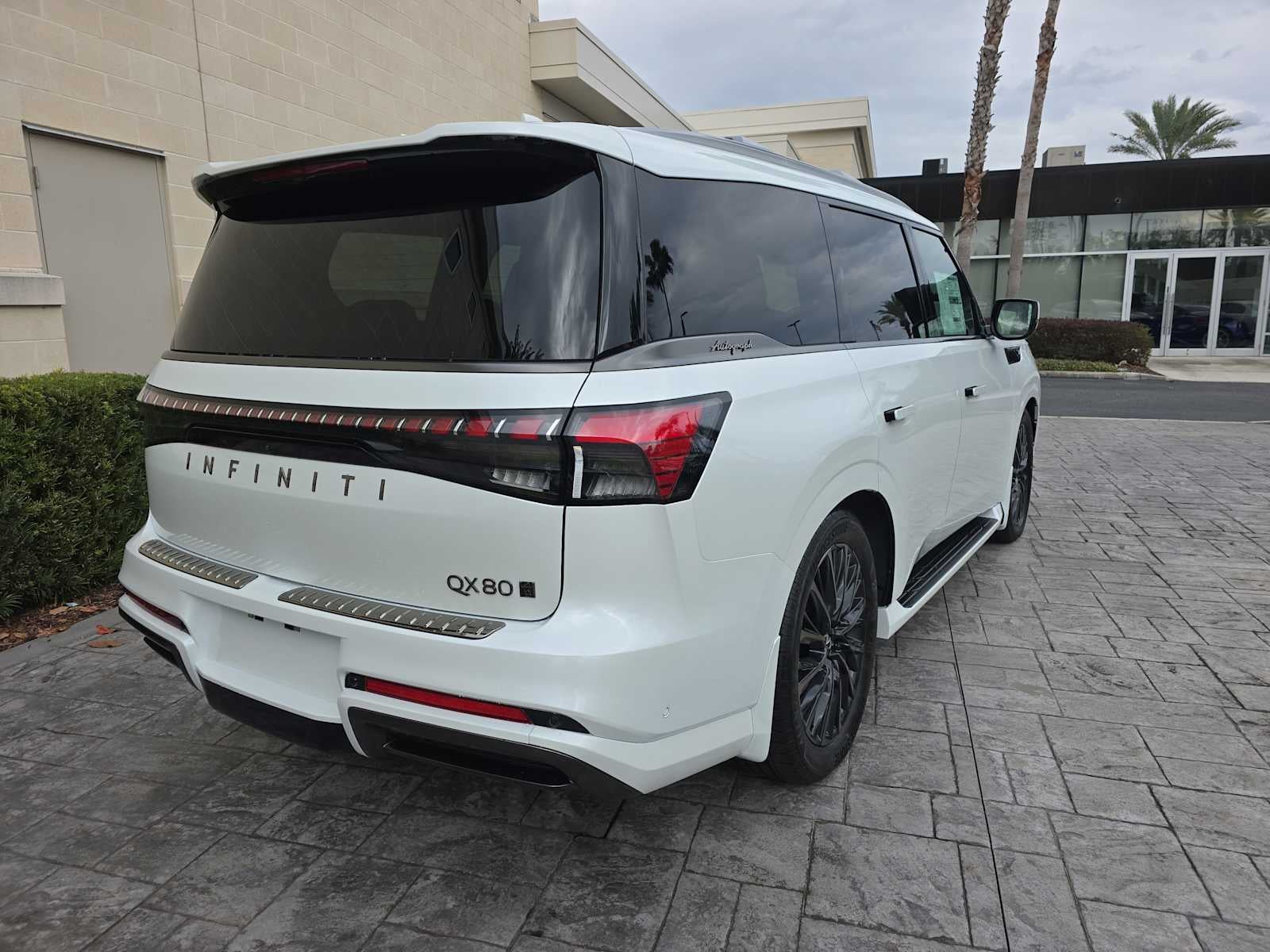2026 INFINITI QX80 AUTOGRAPH