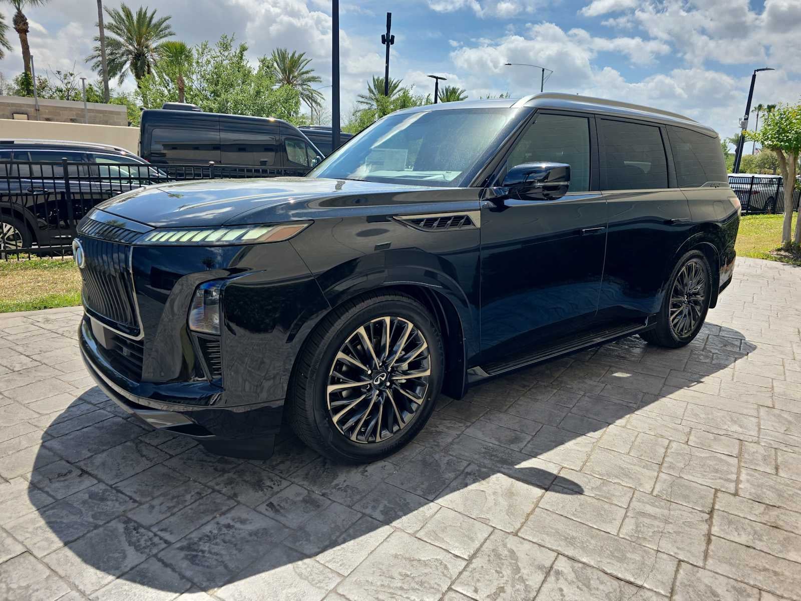 2026 INFINITI QX80 AUTOGRAPH