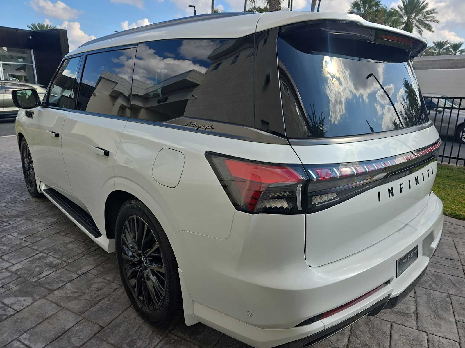 2026 INFINITI QX80 AUTOGRAPH