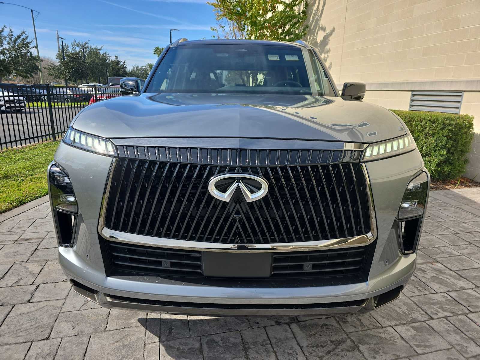 2026 INFINITI QX80 AUTOGRAPH
