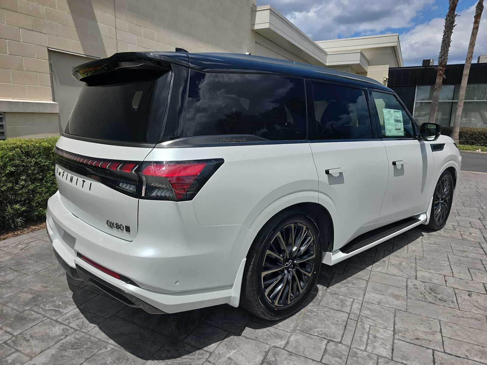 2026 INFINITI QX80 AUTOGRAPH