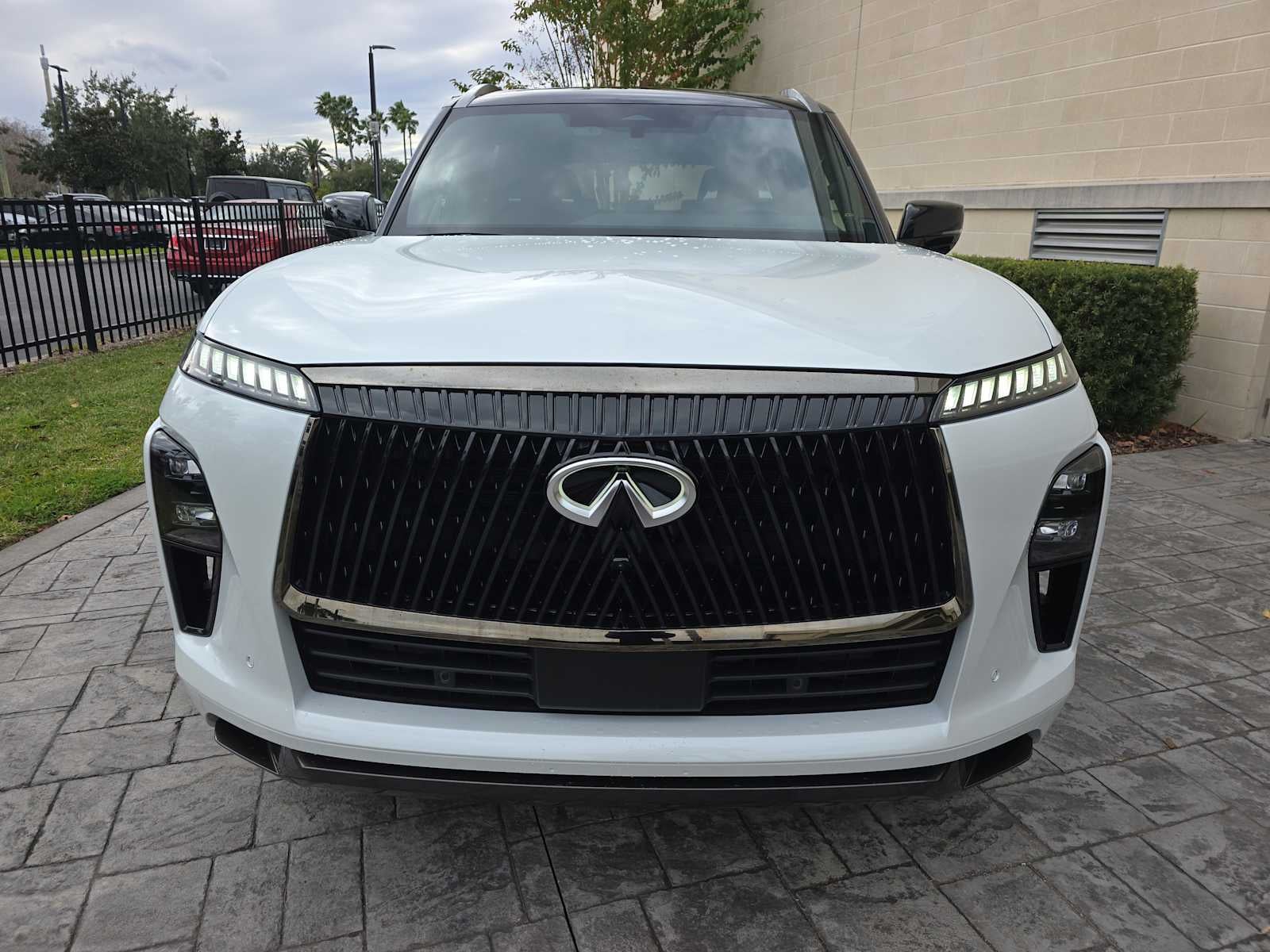 2026 INFINITI QX80 AUTOGRAPH