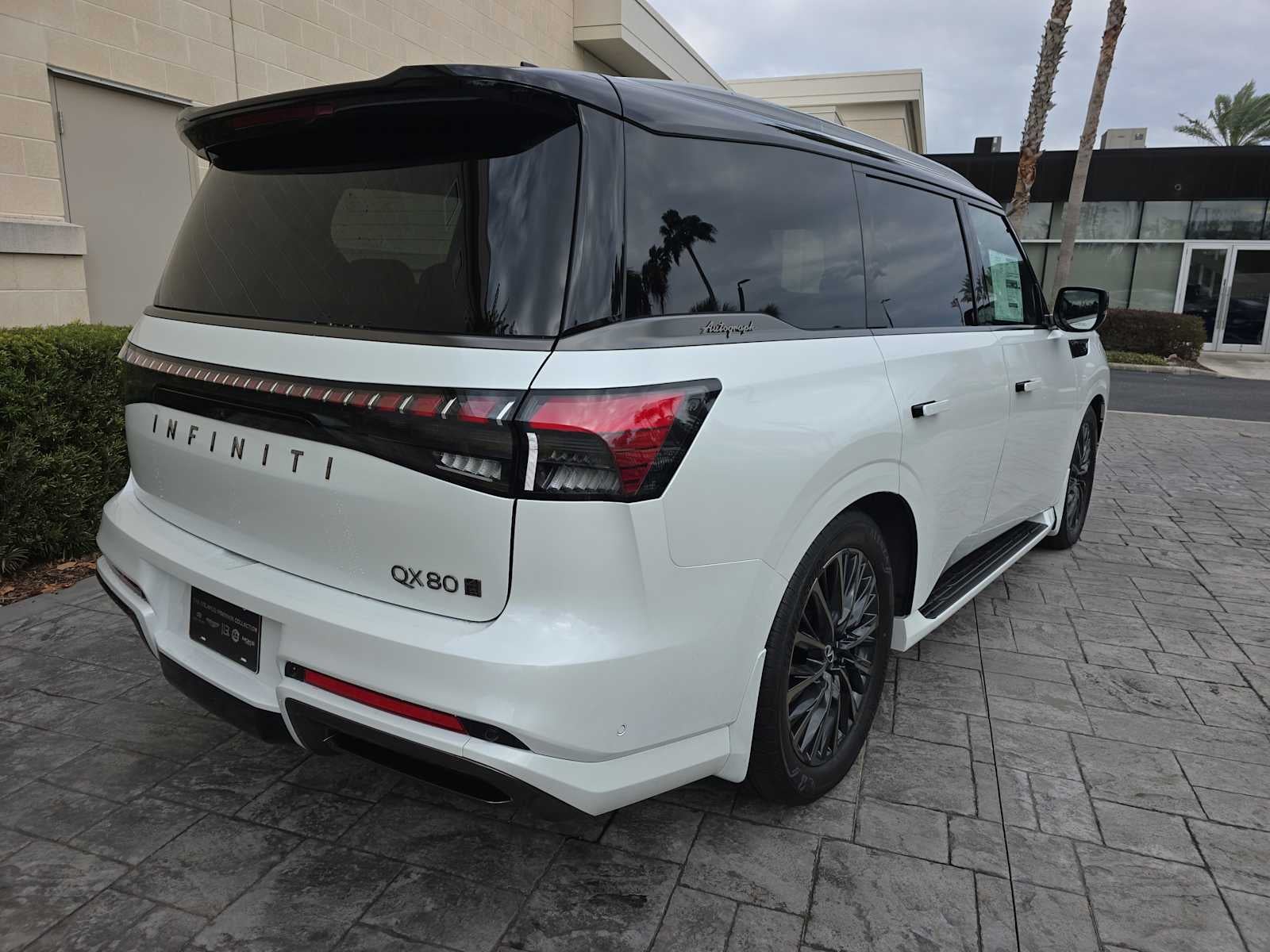 2026 INFINITI QX80 AUTOGRAPH