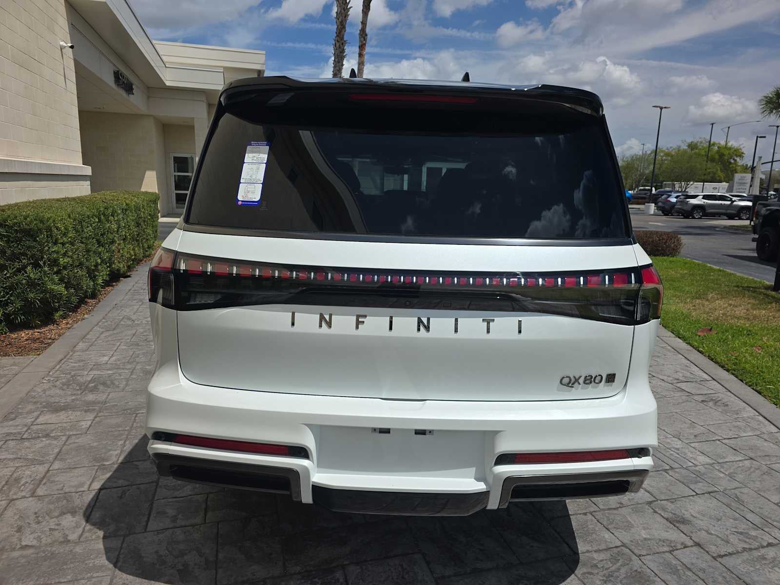 2026 INFINITI QX80 AUTOGRAPH