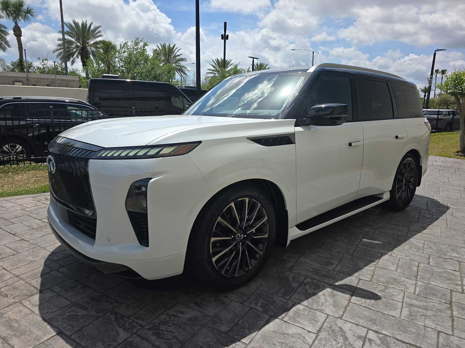2026 INFINITI QX80 AUTOGRAPH