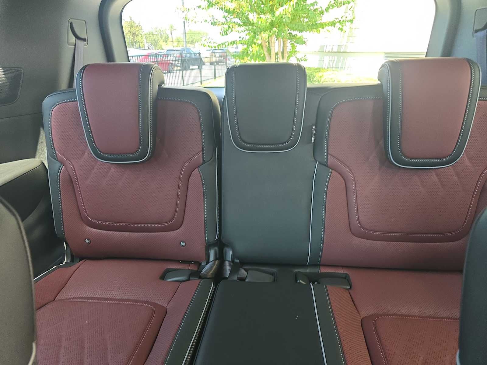 2027 INFINITI QX80 AUTOGRAPH