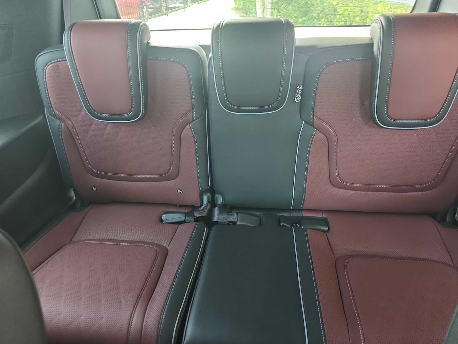 2027 INFINITI QX80 AUTOGRAPH