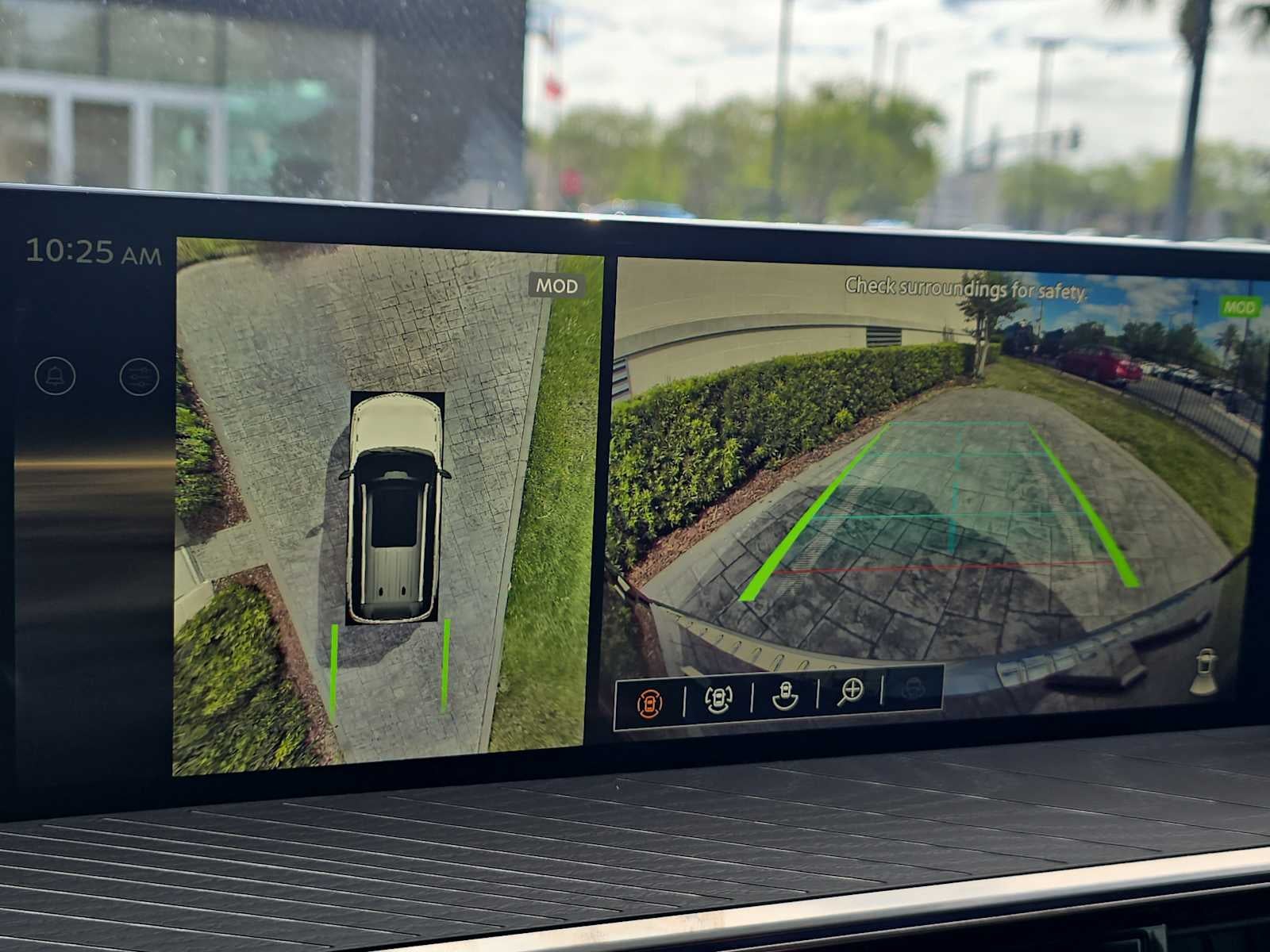 2025 INFINITI QX80 AUTOGRAPH