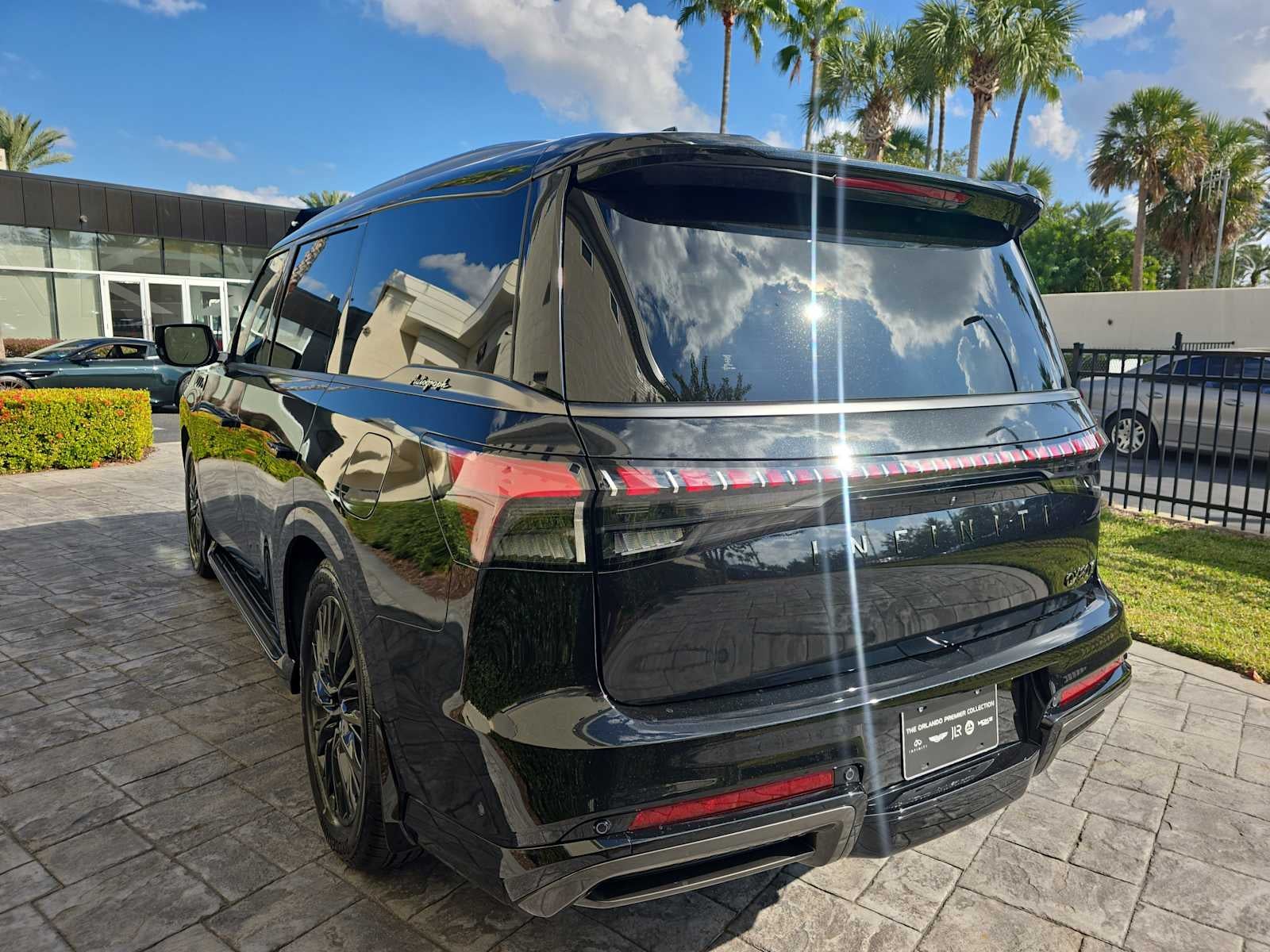 2026 INFINITI QX80 AUTOGRAPH