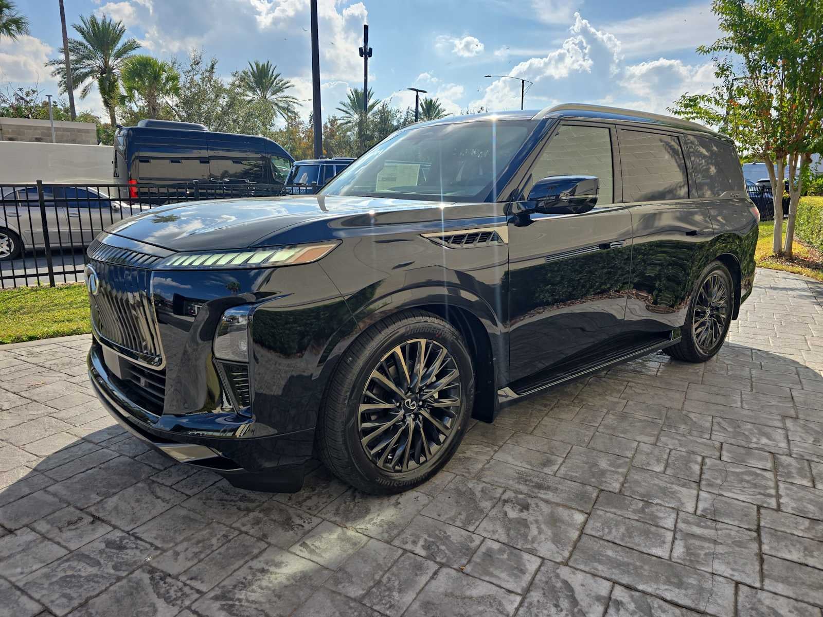 2026 INFINITI QX80 AUTOGRAPH