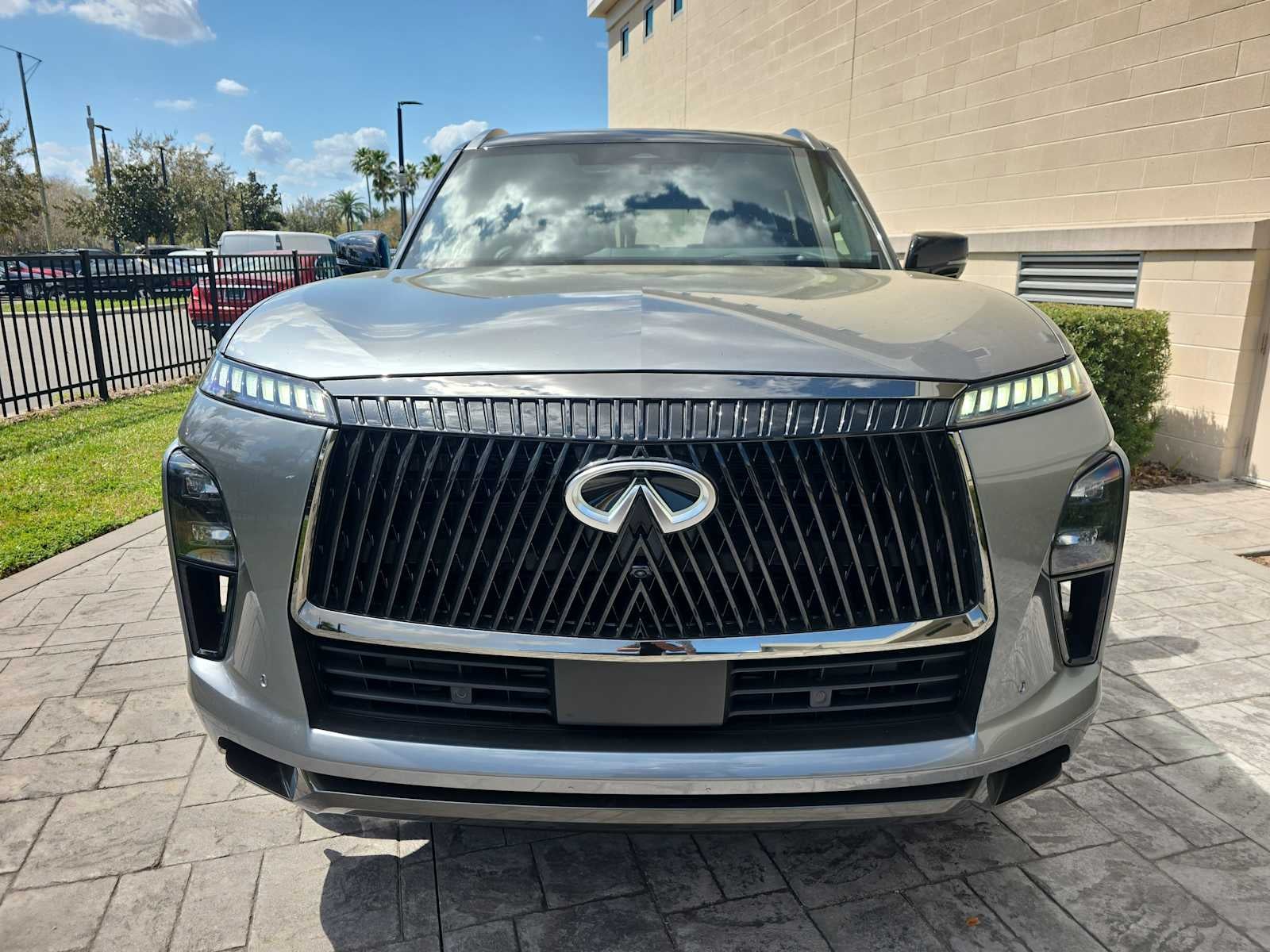 2026 INFINITI QX80 AUTOGRAPH