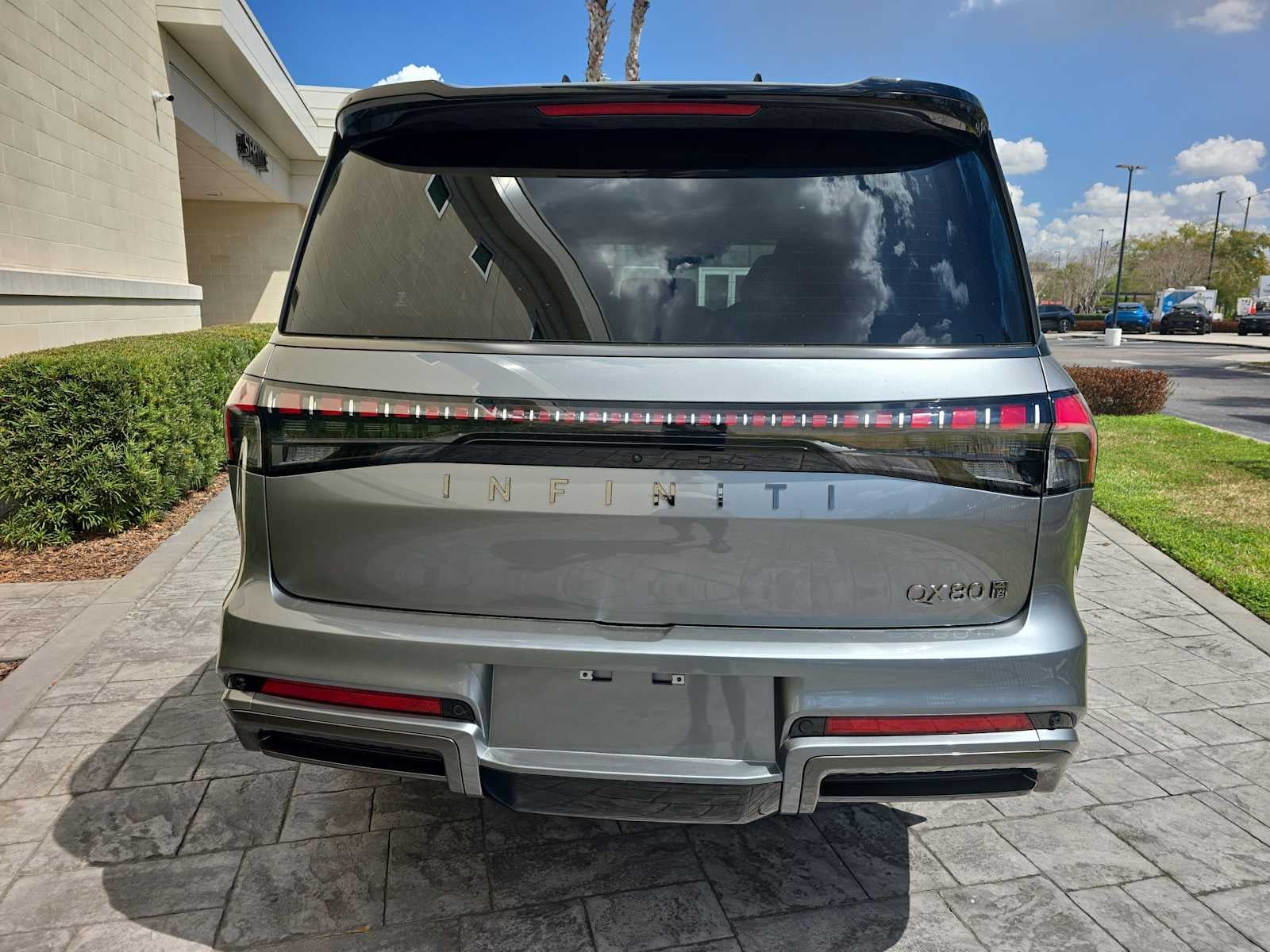 2026 INFINITI QX80 AUTOGRAPH