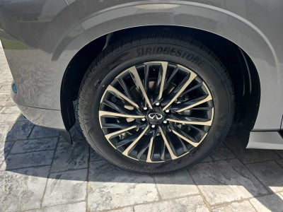 2027 INFINITI QX80 AUTOGRAPH