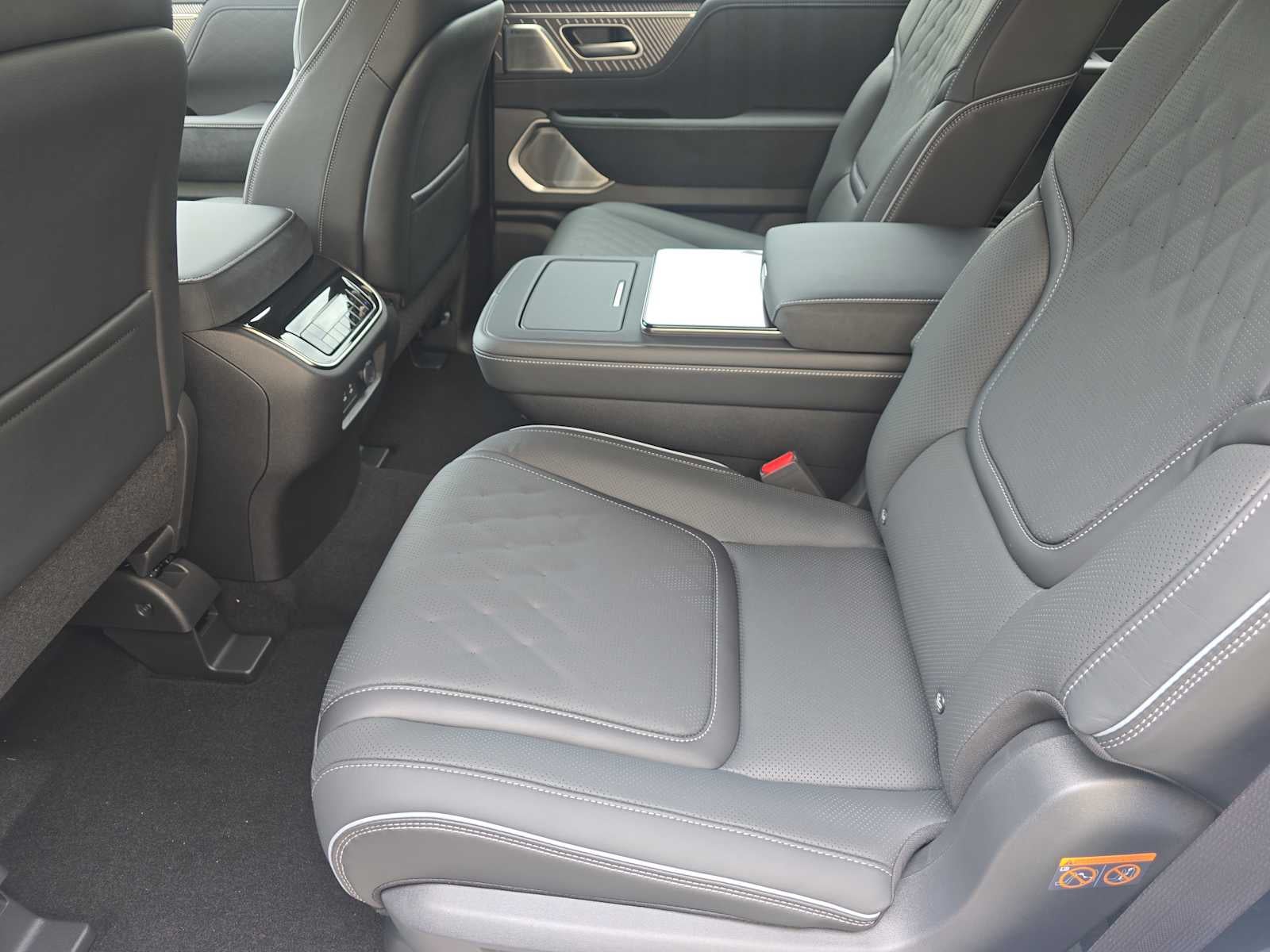 2027 INFINITI QX80 AUTOGRAPH