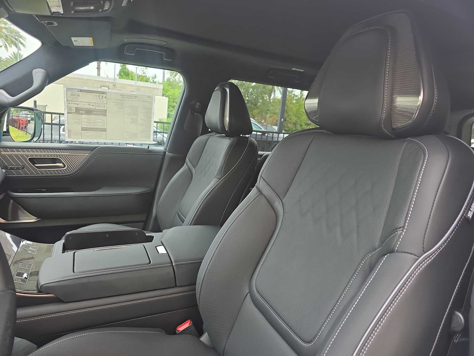 2027 INFINITI QX80 AUTOGRAPH