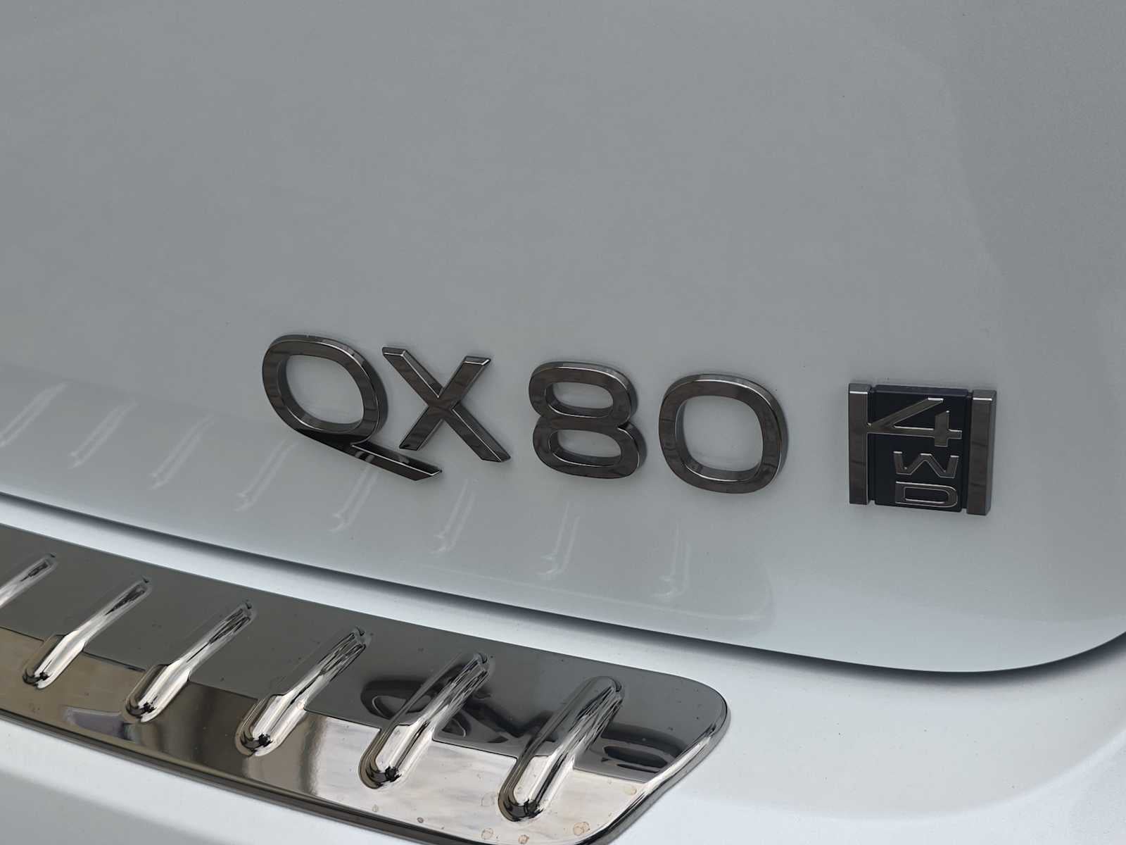 2027 INFINITI QX80 AUTOGRAPH