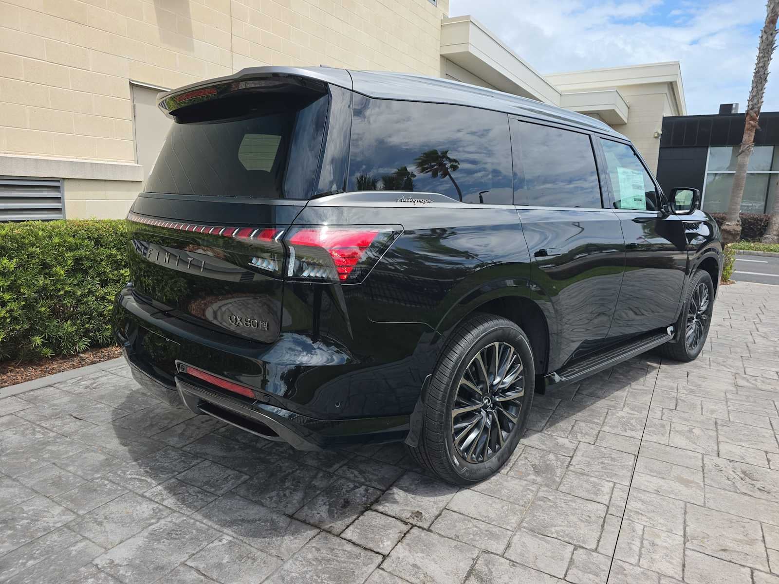 2026 INFINITI QX80 AUTOGRAPH