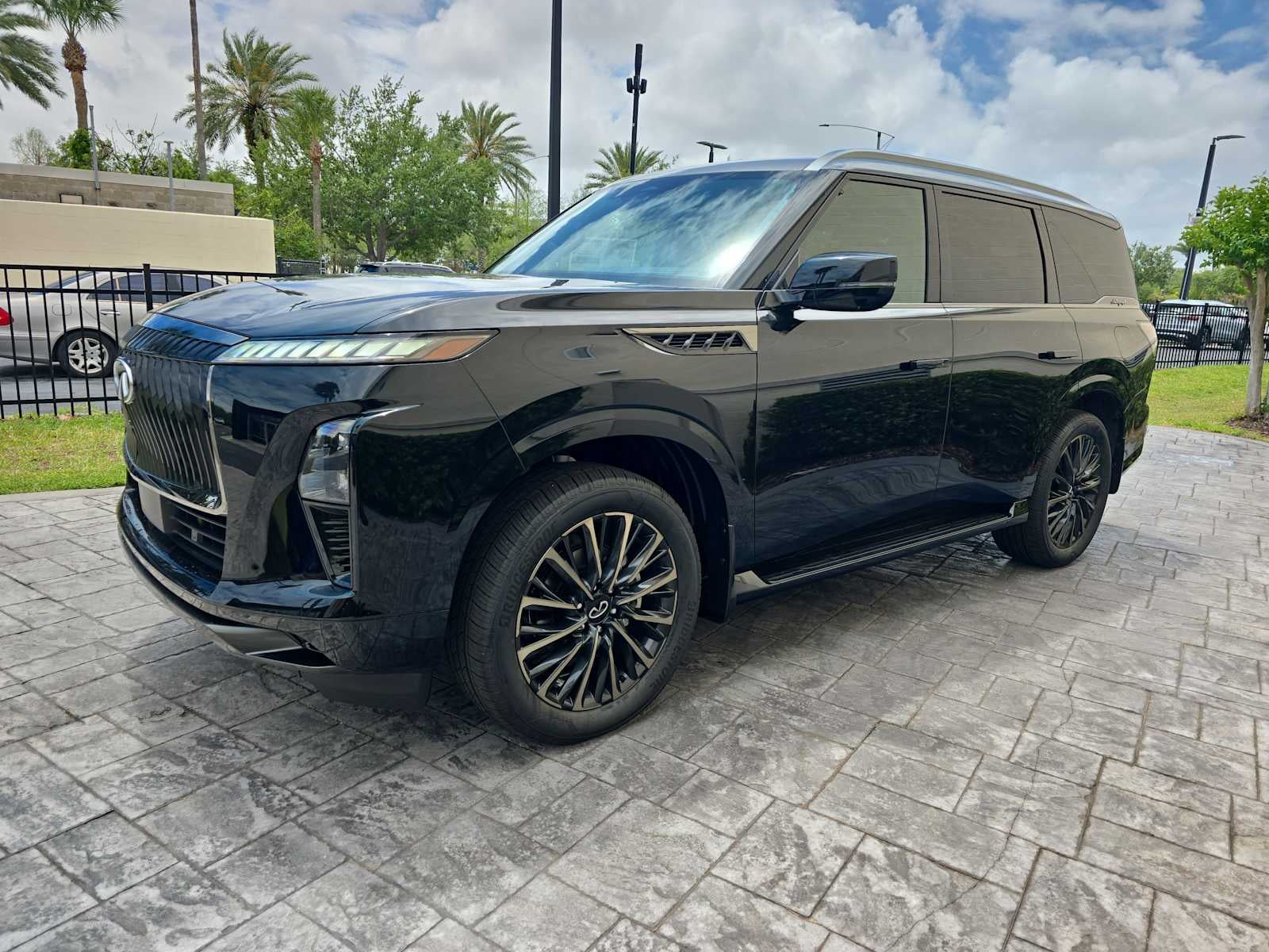 2026 INFINITI QX80 AUTOGRAPH
