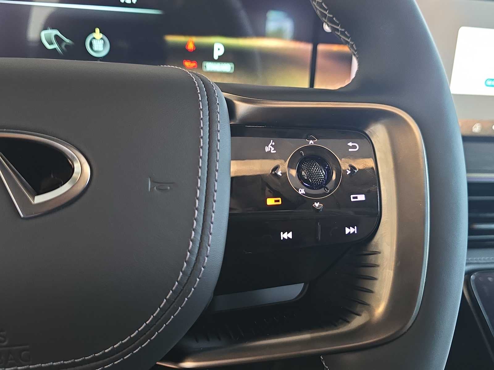 2027 INFINITI QX80 AUTOGRAPH
