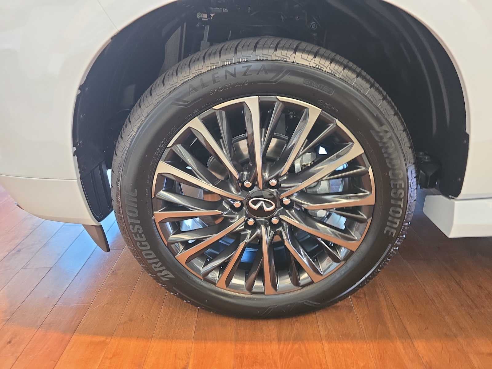 2027 INFINITI QX80 AUTOGRAPH