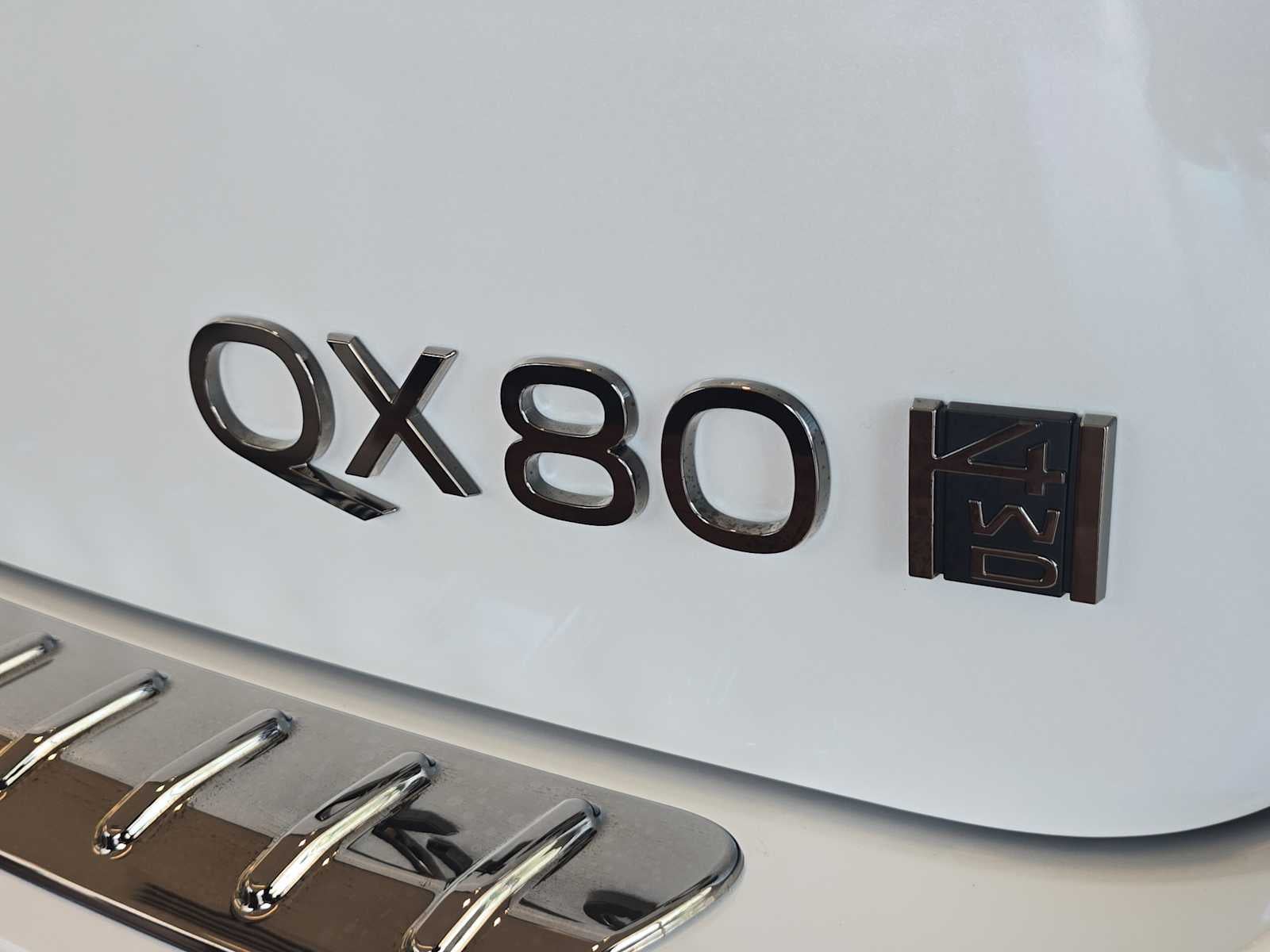 2027 INFINITI QX80 AUTOGRAPH