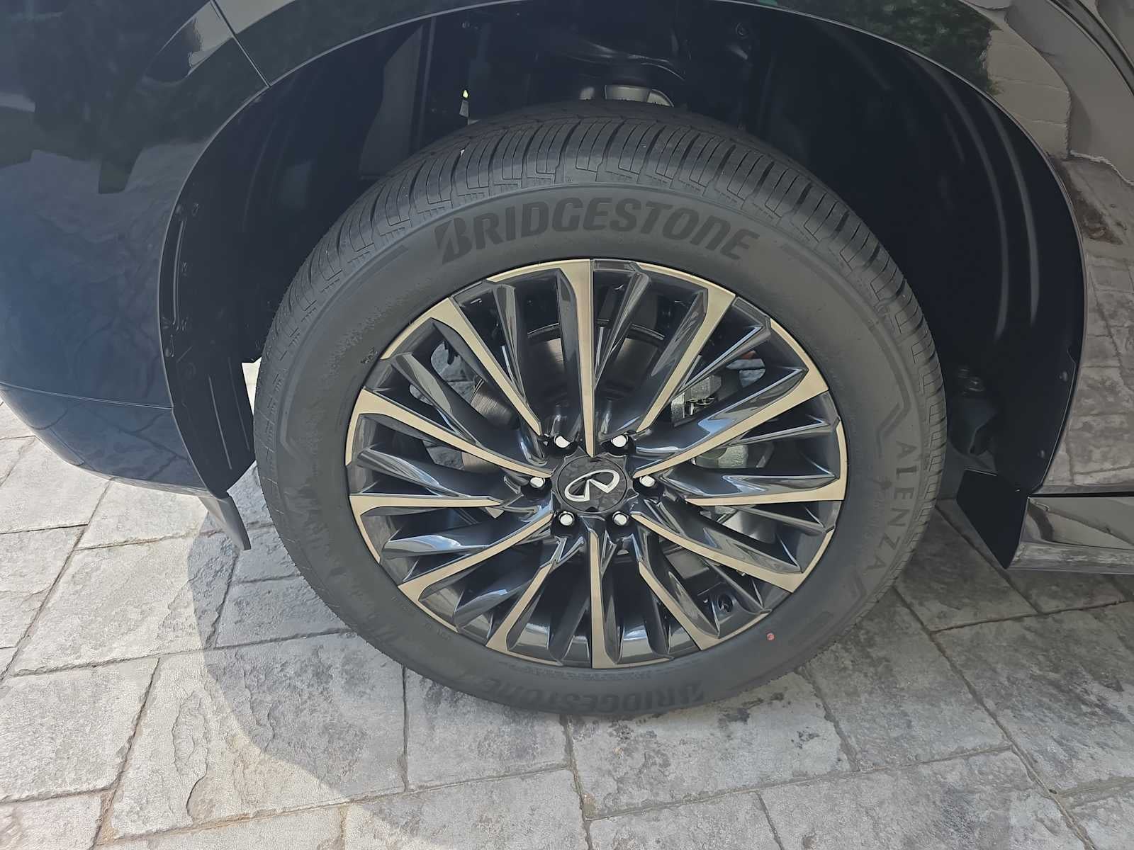 2027 INFINITI QX80 AUTOGRAPH