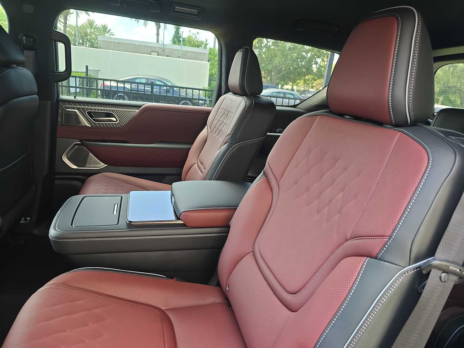 2027 INFINITI QX80 AUTOGRAPH