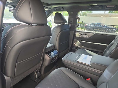 2027 INFINITI QX80 AUTOGRAPH