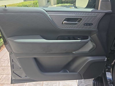 2027 INFINITI QX80 AUTOGRAPH