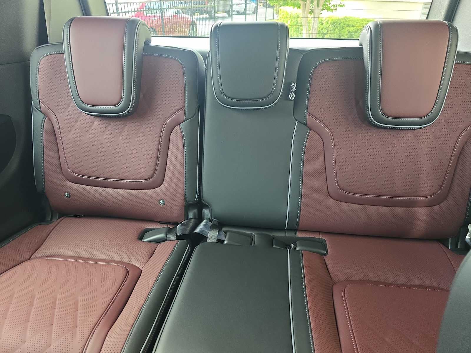2027 INFINITI QX80 AUTOGRAPH