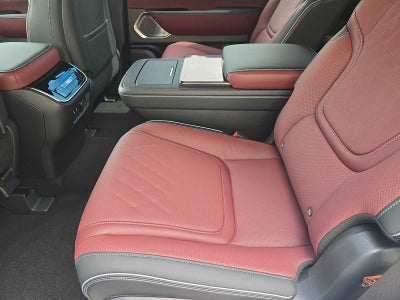 2027 INFINITI QX80 AUTOGRAPH