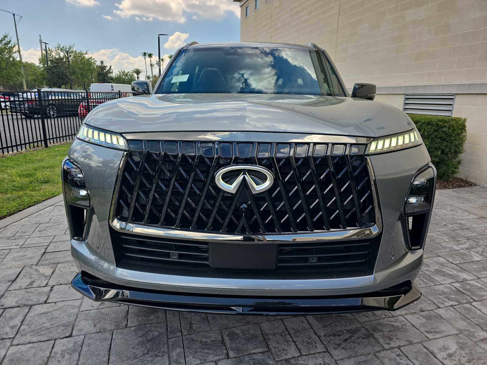 2026 INFINITI QX80 SPORT