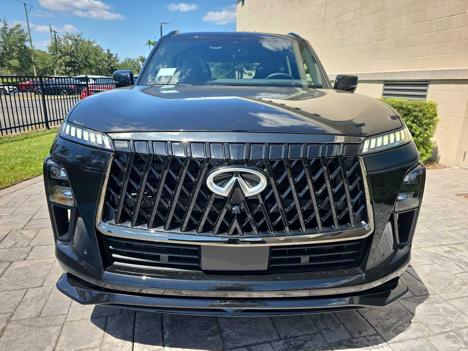 2026 INFINITI QX80 SPORT