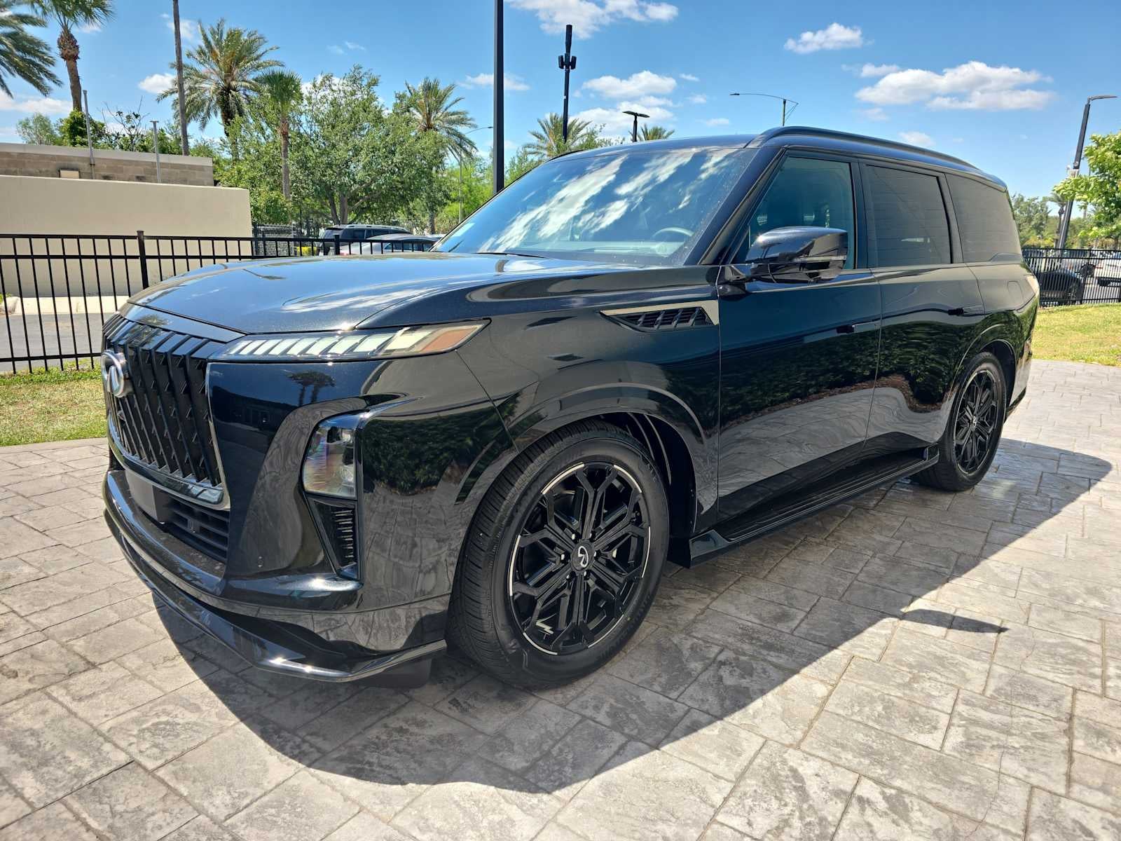 2026 INFINITI QX80 SPORT