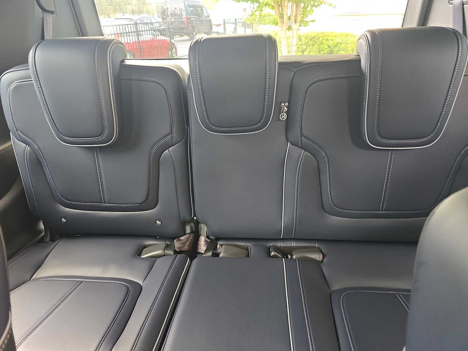 2027 INFINITI QX80 SPORT