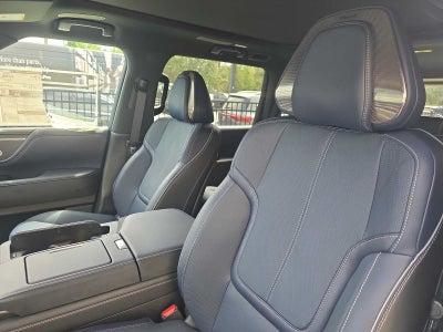 2027 INFINITI QX80 SPORT