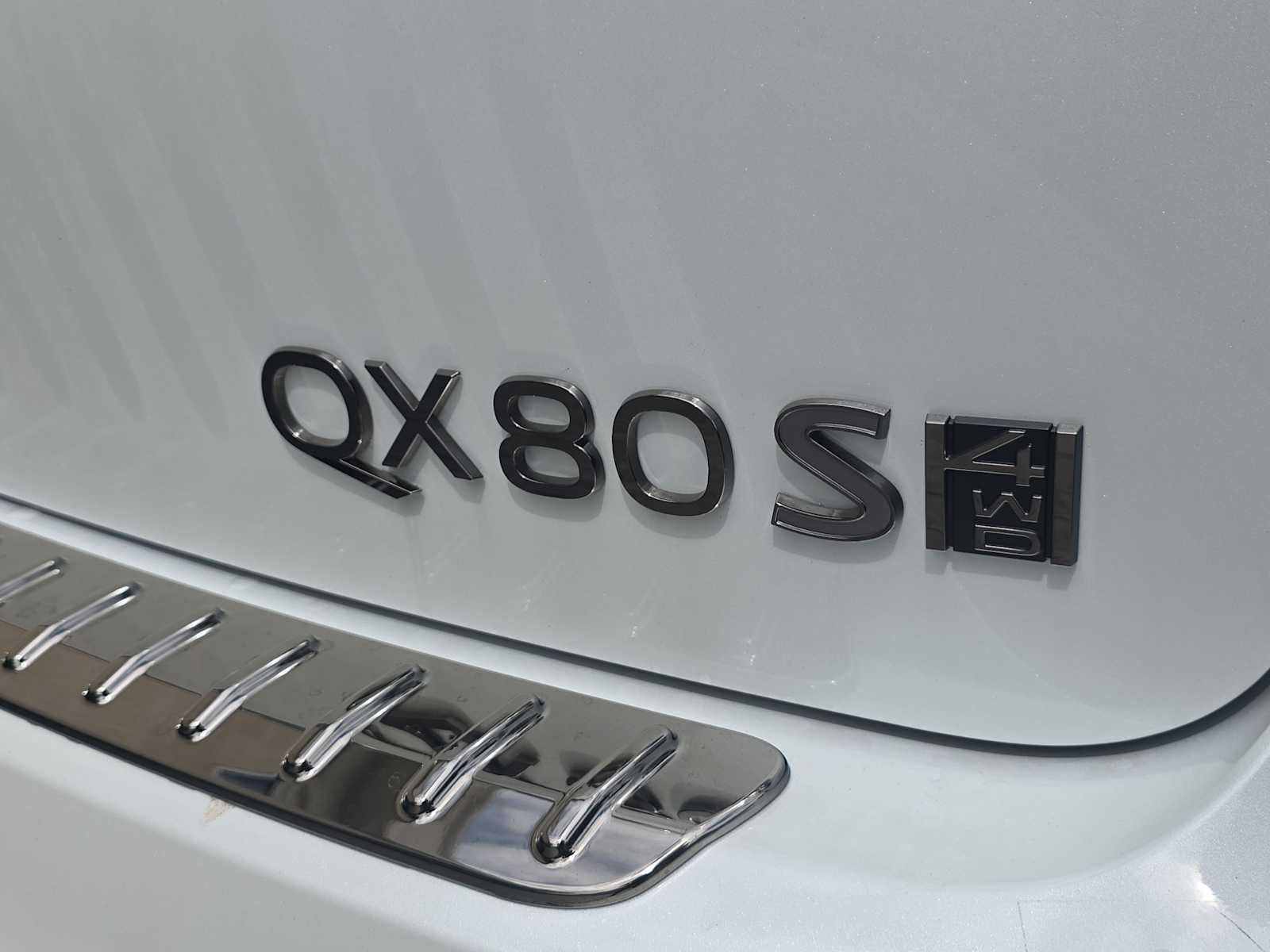 2027 INFINITI QX80 SPORT