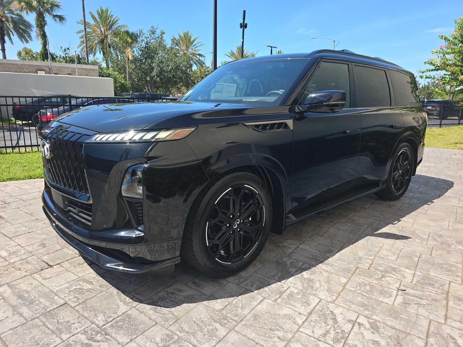 2027 INFINITI QX80 SPORT