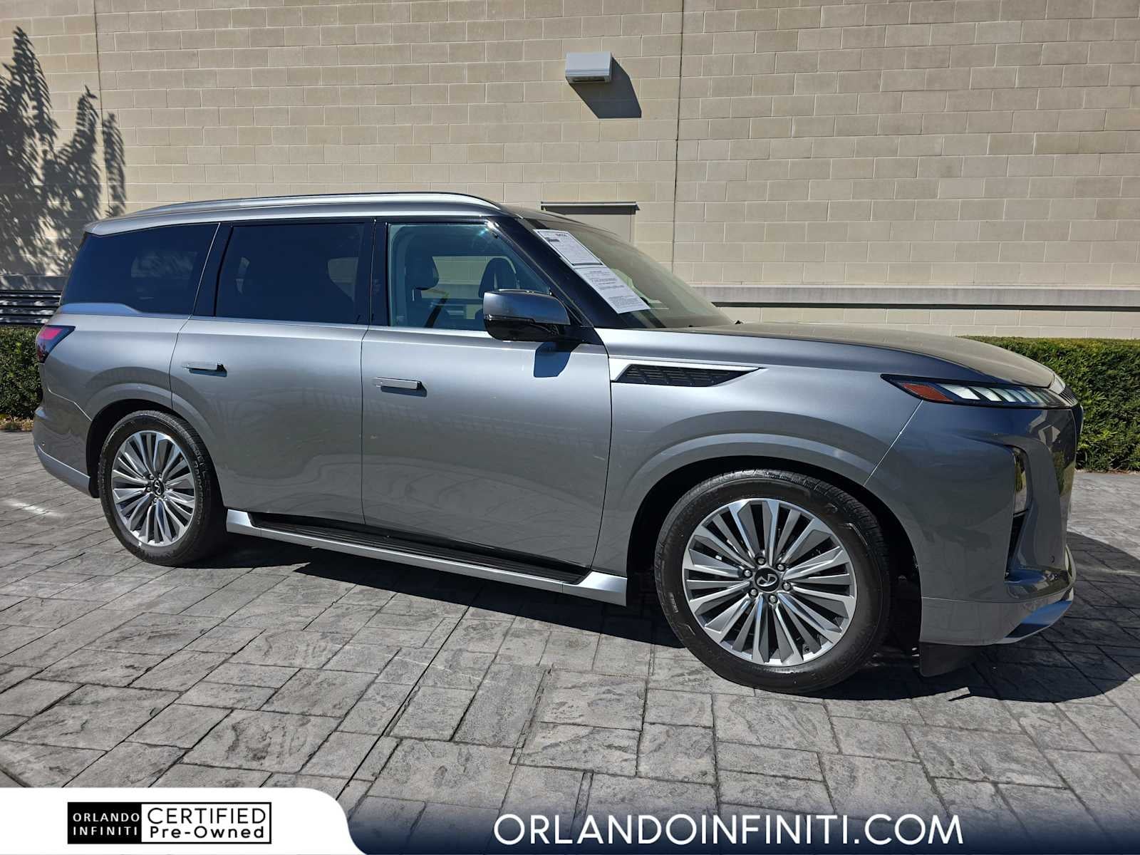2025 INFINITI QX80 SENSORY