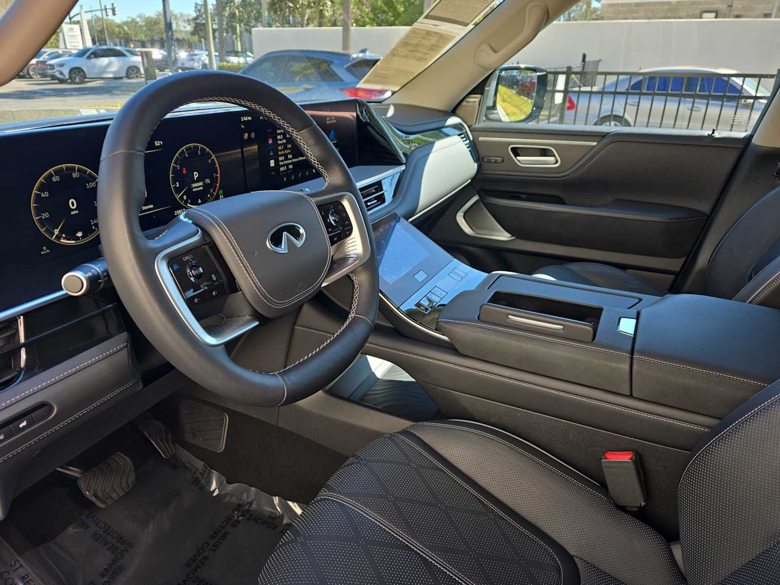 2025 INFINITI QX80 SENSORY