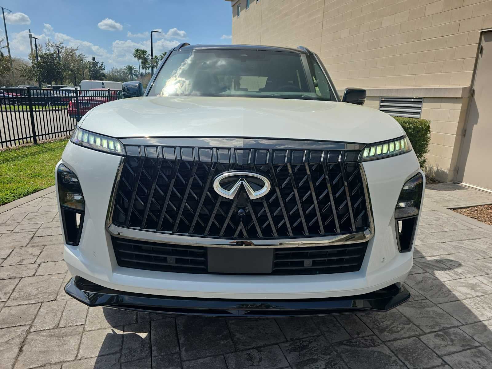 2026 INFINITI QX80 SPORT