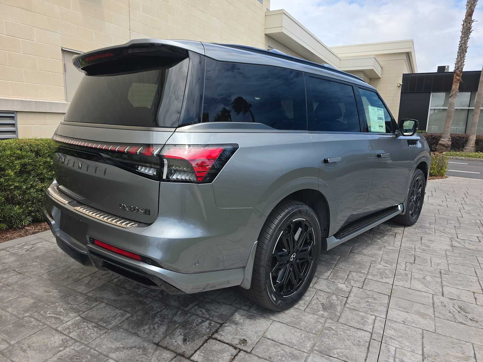 2026 INFINITI QX80 SPORT