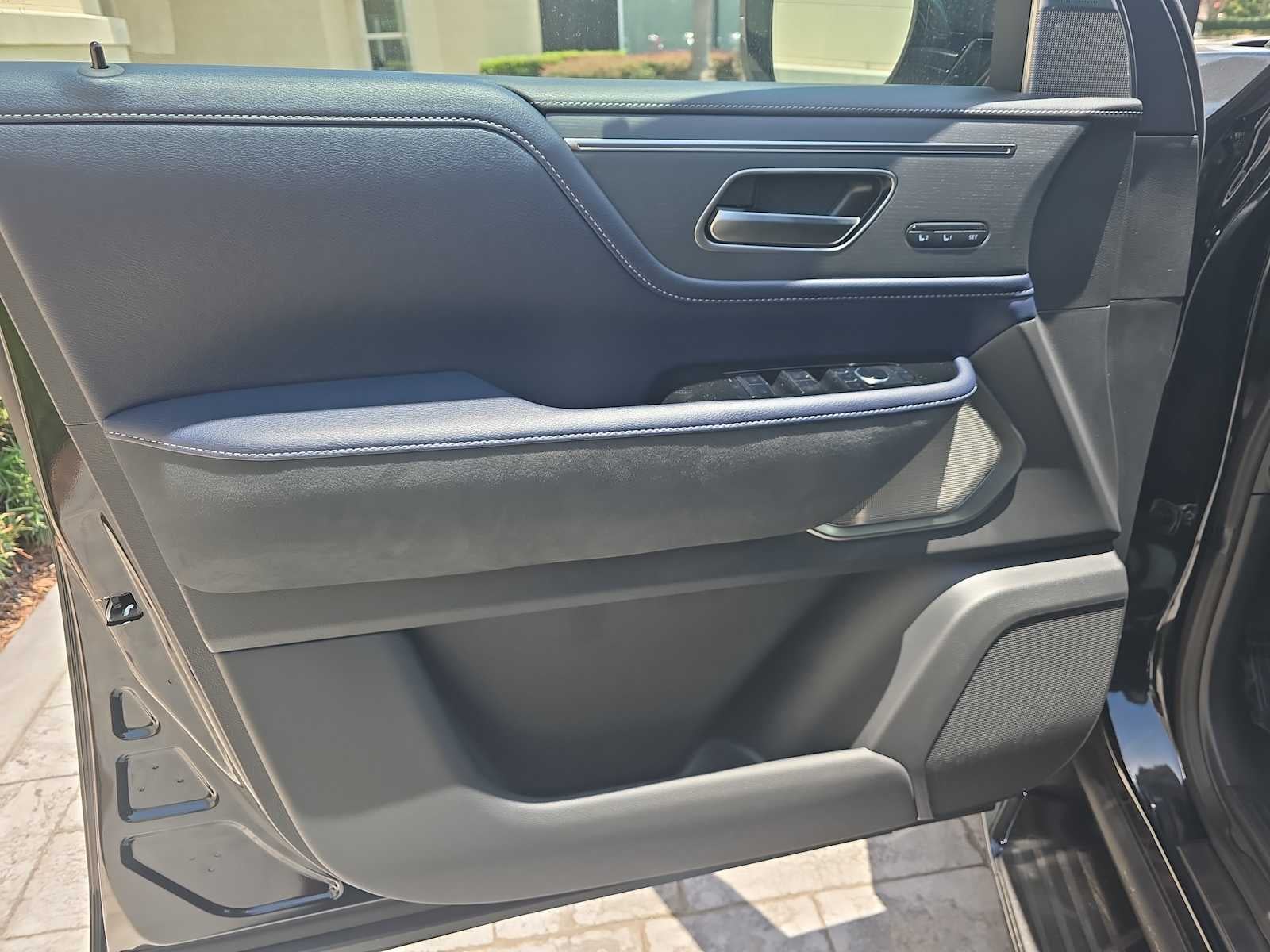 2027 INFINITI QX80 SPORT