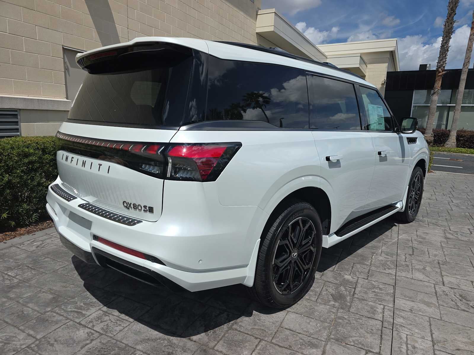 2026 INFINITI QX80 SPORT