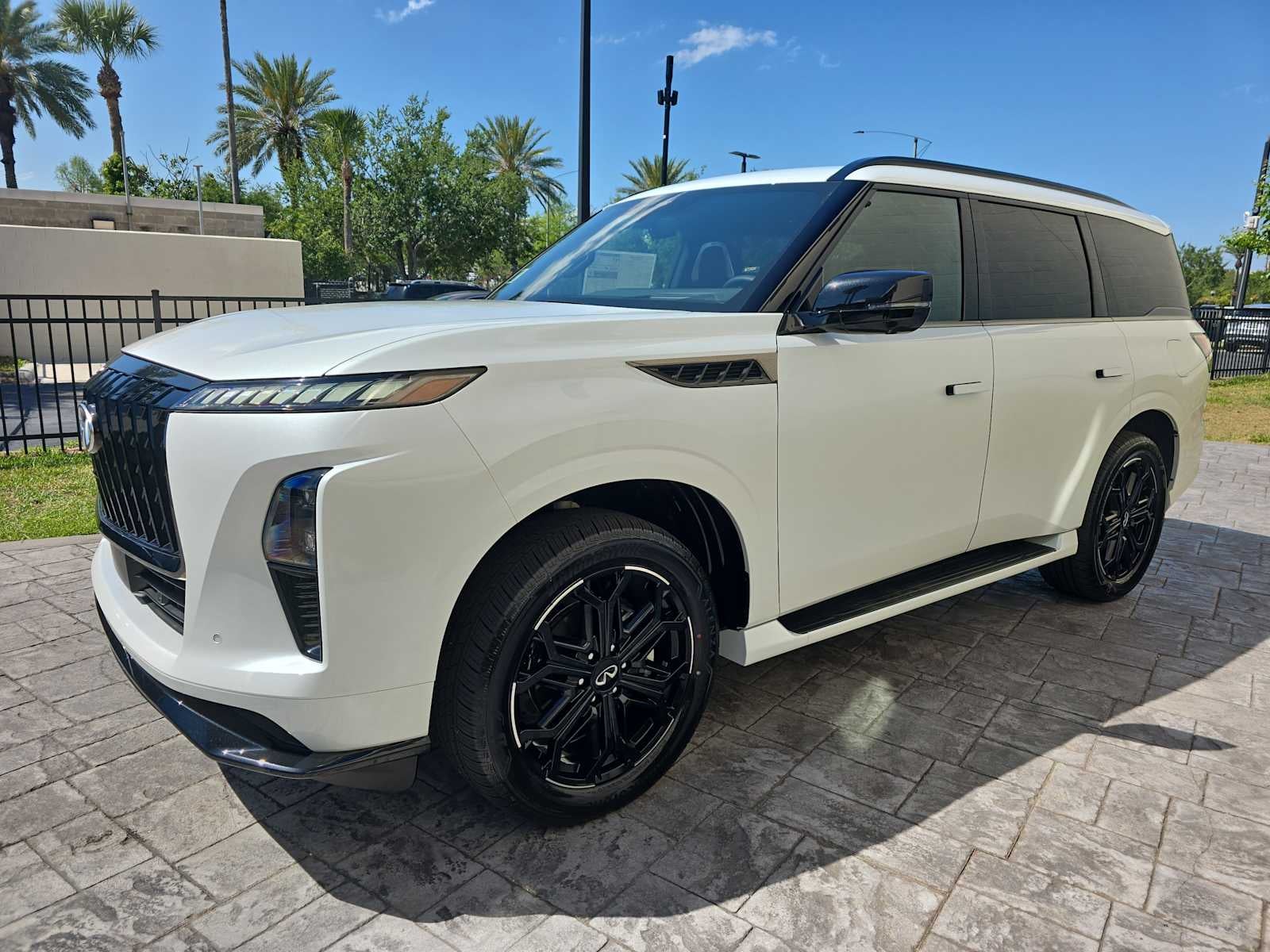 2026 INFINITI QX80 SPORT