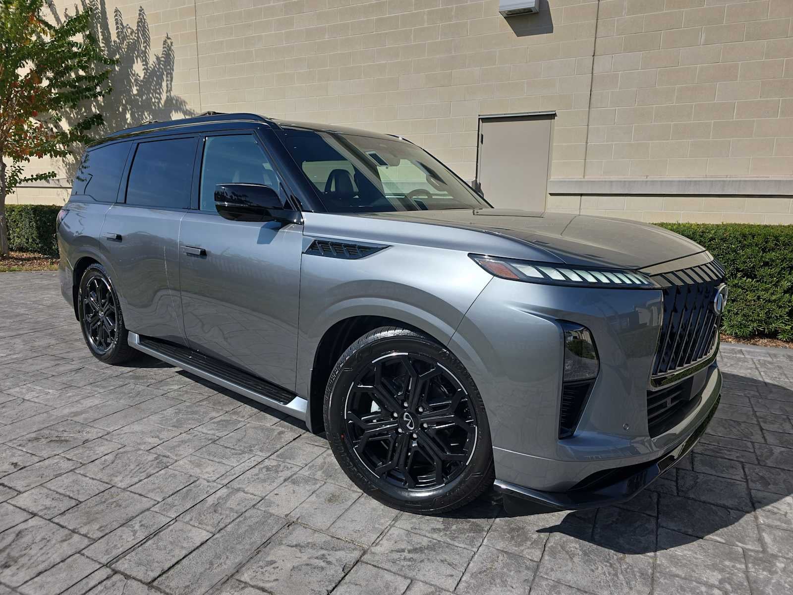 2026 INFINITI QX80 SPORT