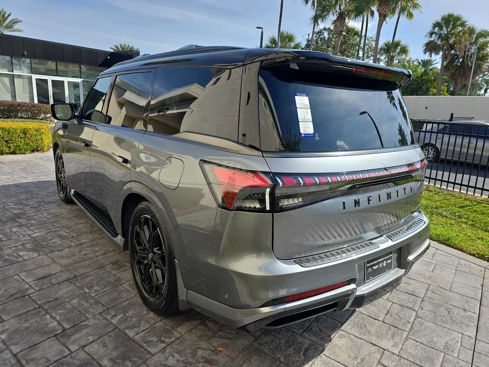 2026 INFINITI QX80 SPORT