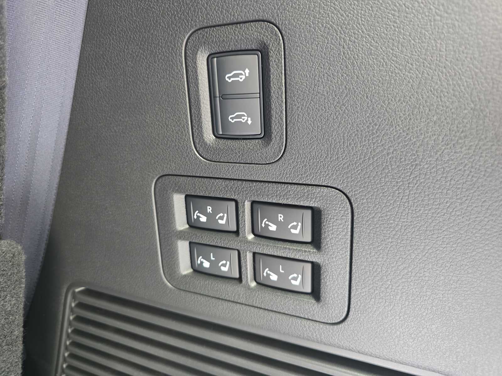 2027 INFINITI QX80 SPORT