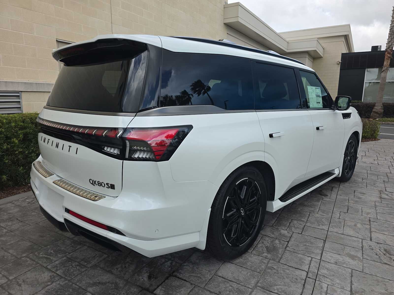 2026 INFINITI QX80 SPORT