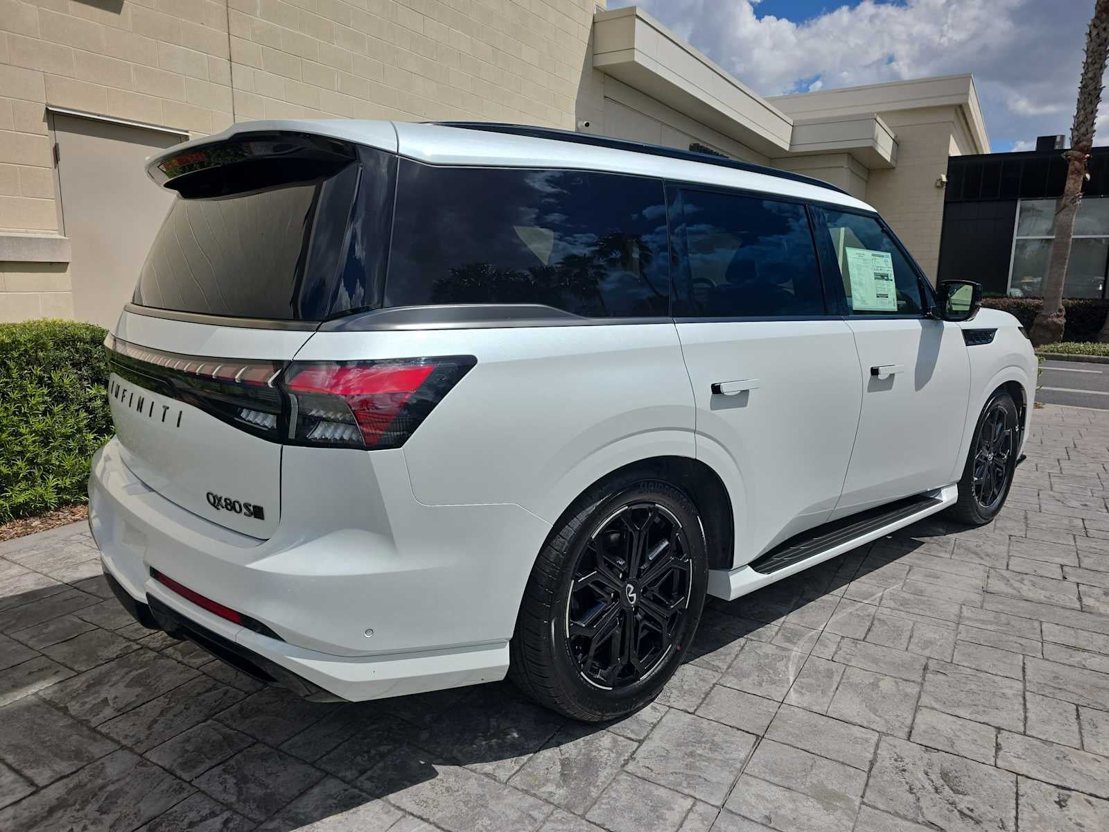 2026 INFINITI QX80 SPORT